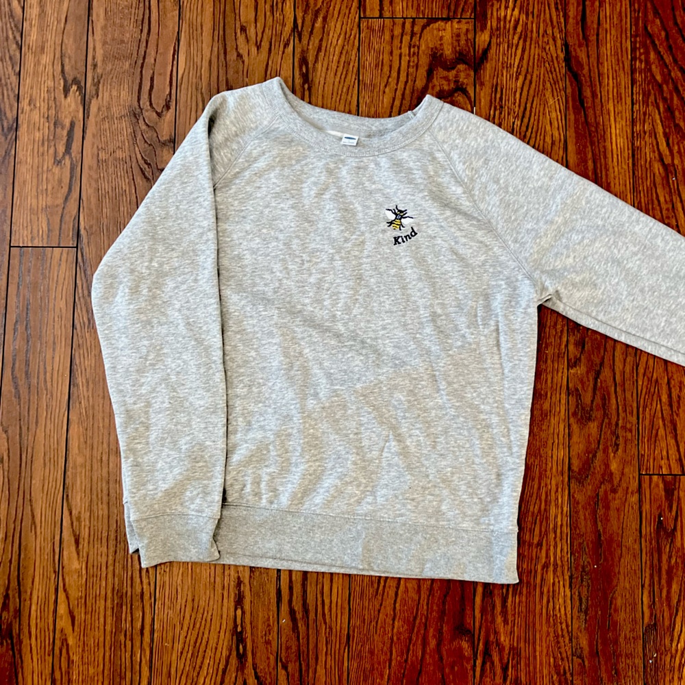 Old Navy Embroidery Bee Sweater Size Large